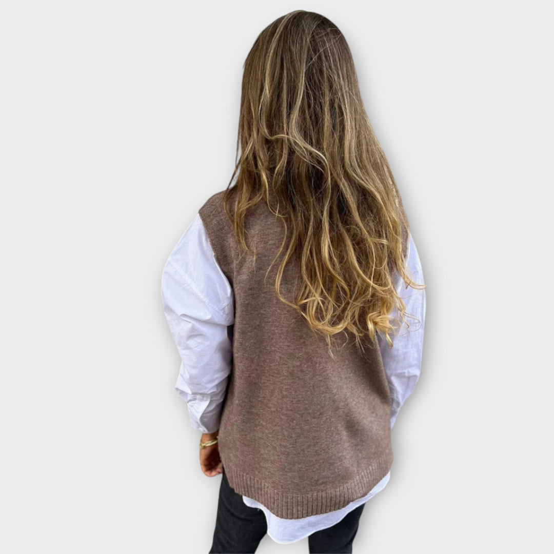 Effortless Chic V-Neck Knit Vest