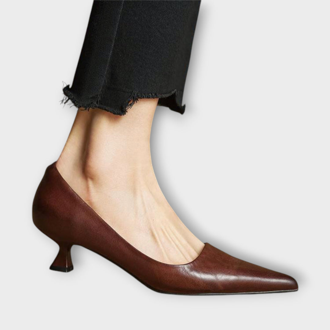 Court Shoes in Genuine Leather