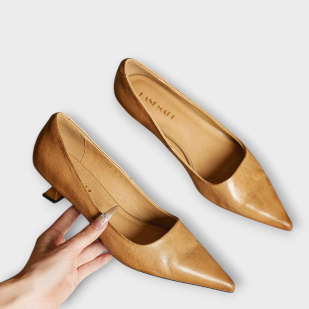 Court Shoes in Genuine Leather