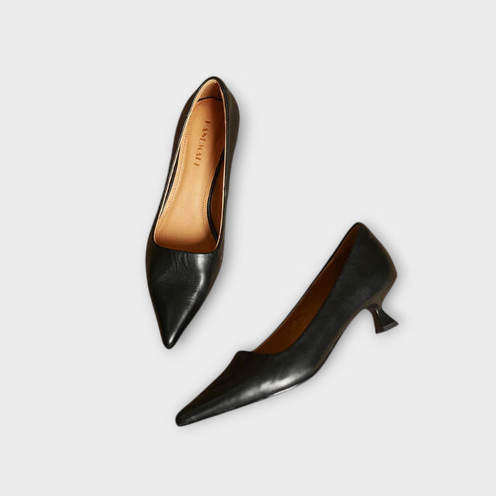 Court Shoes in Genuine Leather
