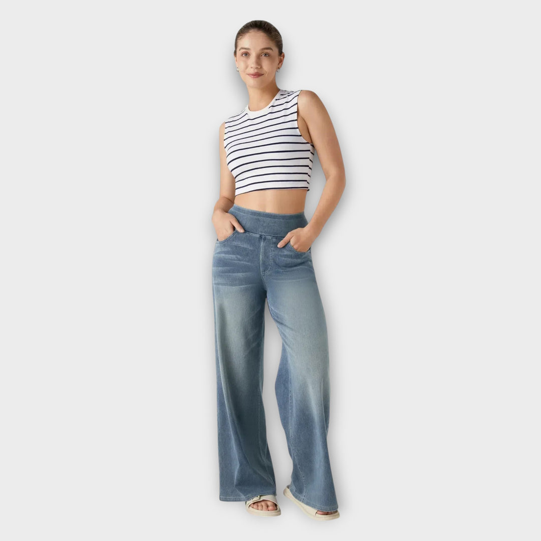High-Rise Wide-Leg Comfort Jeans