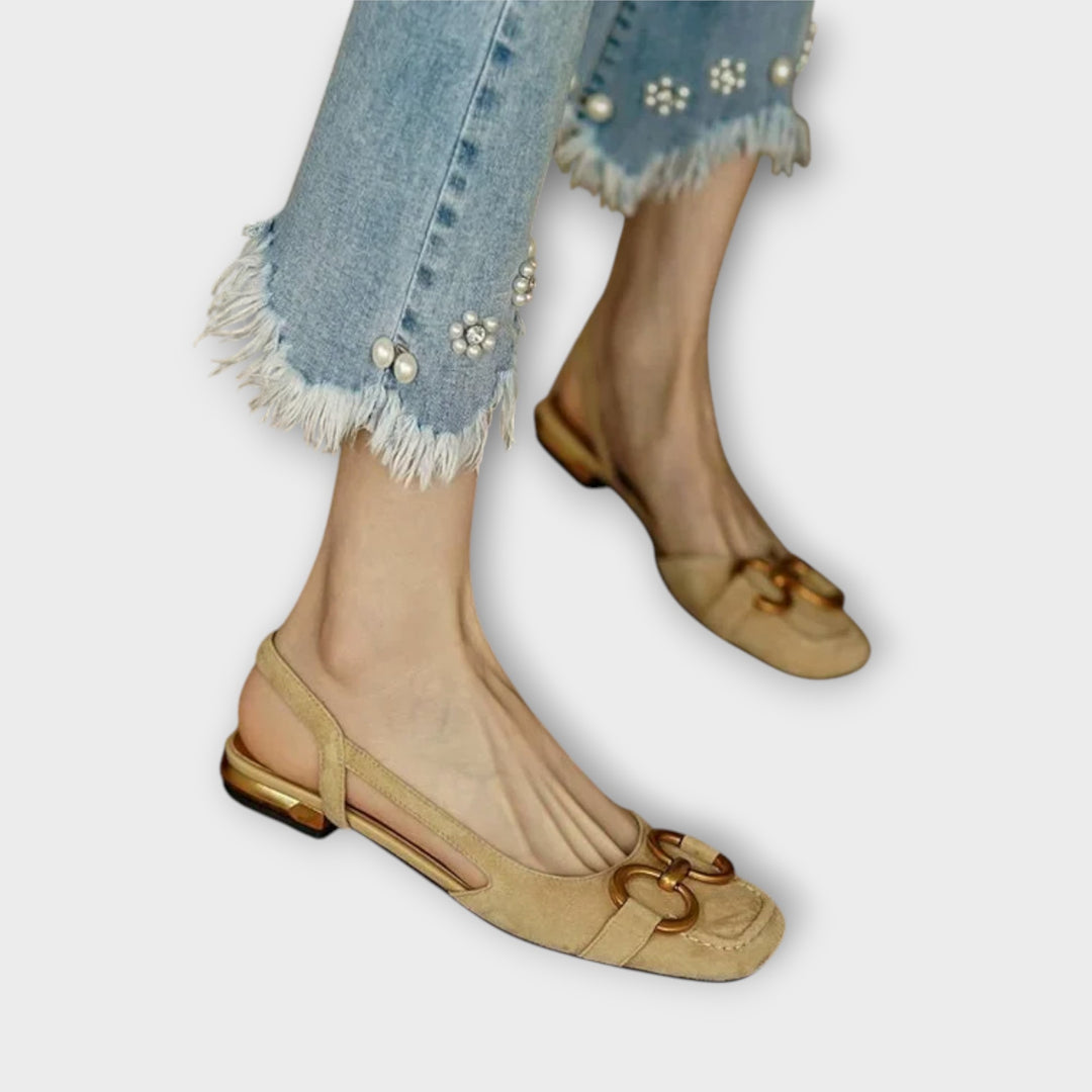 Elegant Slingback Flats with Chic Buckle Detail